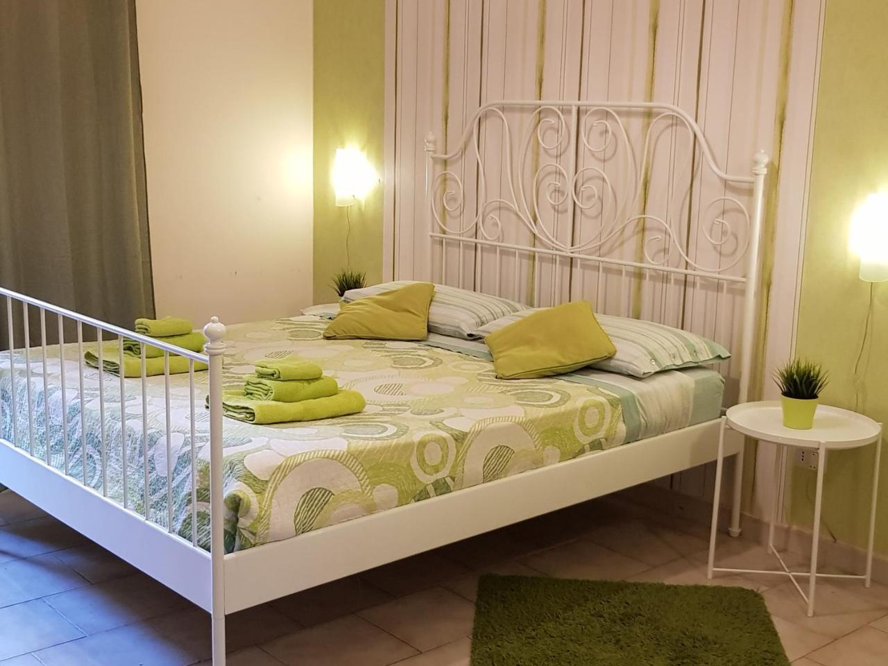 Apartment In Salerno Centro Bagian luar foto